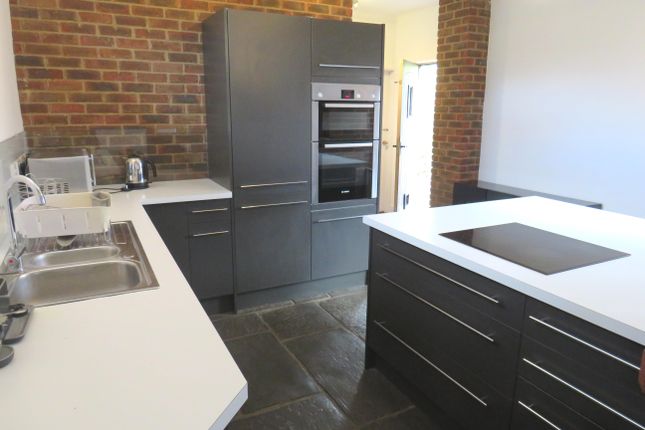 1 Bed Barn Conversion To In Fancott Toddington Dunstable Lu5 Kitchen Of Fancott Toddington Dunstable Lu5