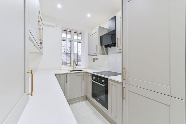 Kingswood Way, Sanderstead photo 4
