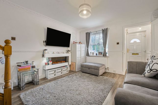 19 Maes Llan, Bridgend photo 2