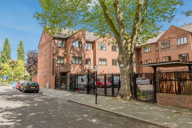 Thumbnail Flat to rent in St. Helens Gardens, London