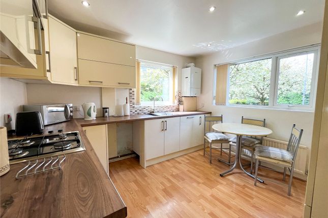 Flat for sale in Glengarth, Uppermill, Saddleworth