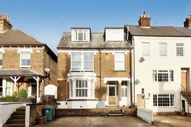 Flat for sale in Chalk Hill, Watford