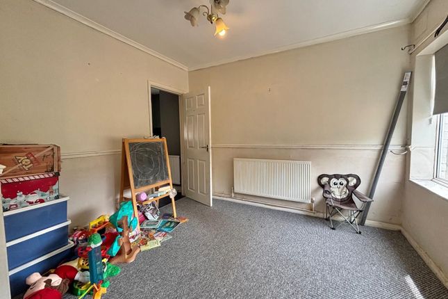 17 Willow Avenue, Nottingham photo 3