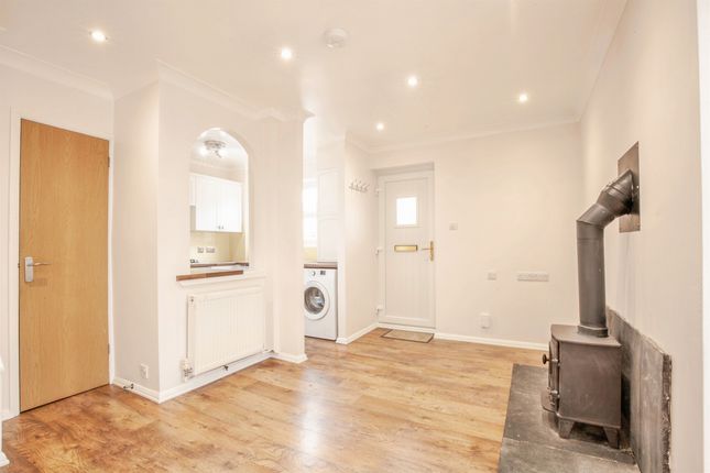 30, Stonefield Way, BURGESS HILL photo 3