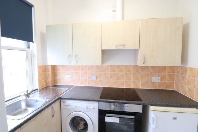 Thumbnail Flat to rent in Castle Street, High Wycombe