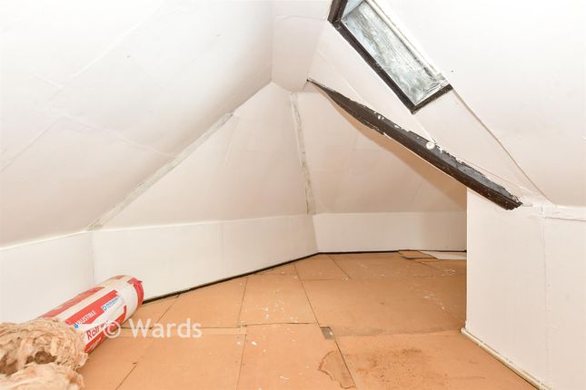 14A, High Street, Hythe photo 4