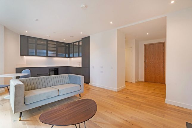 Apt W41, East Apartments, London photo 4