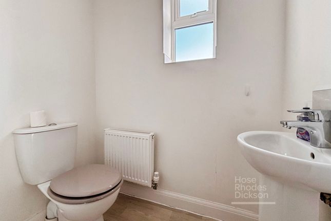 Swan Street, Isle of Wight photo 4