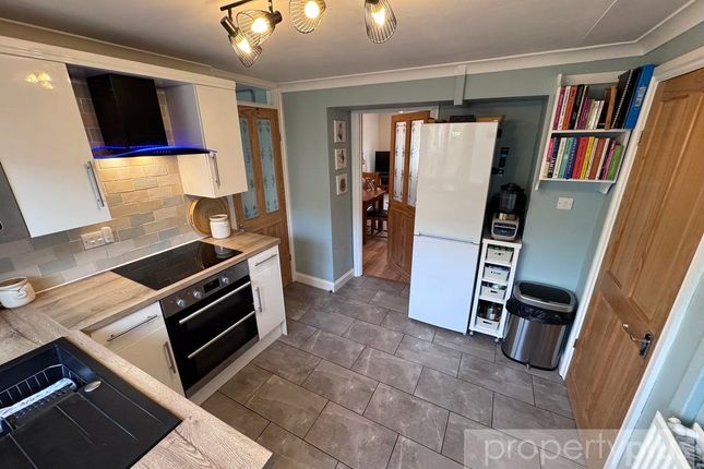 12, Park Road, Rhondda Cynon Taff photo 4