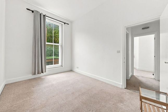 Flat 2 80, Goldhurst Terrace, London photo 2