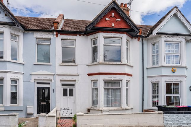 3-bed house on 26 Beaufort Street, Southend-On-Sea, £300,000