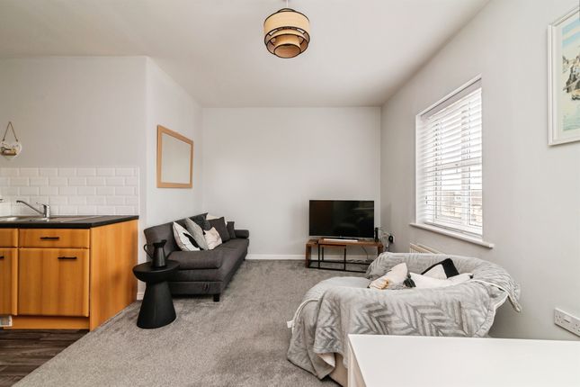 77, Pavior Road, Nottingham photo 4
