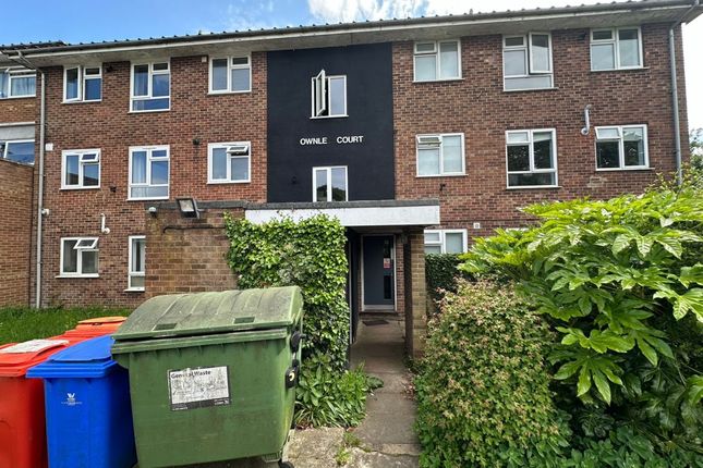 Thumbnail Flat to rent in Grays Lane, Downley, High Wycombe