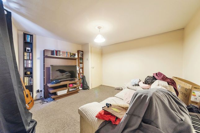 Flat 4, 24, Westgate, Grantham photo 3