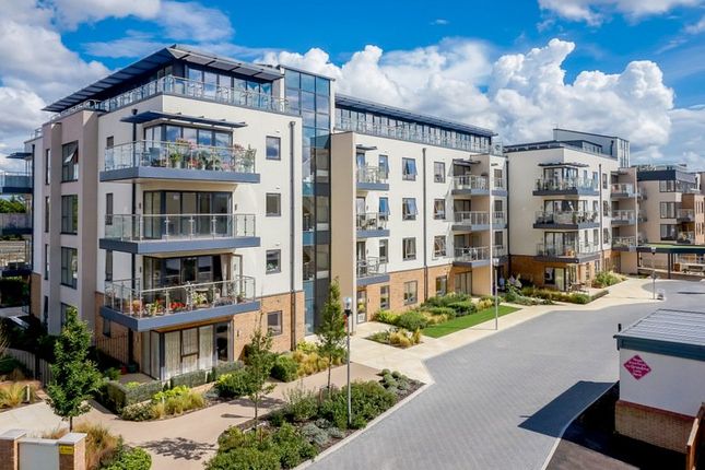 Apartment 41, Castleview Retirement,, Helston Lane, Berkshire photo 4