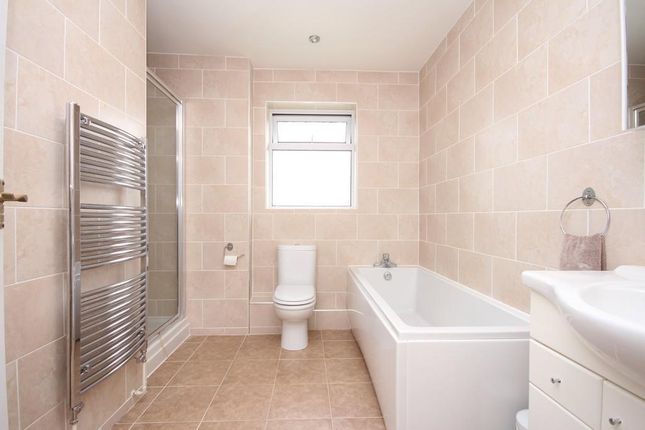 Flat for sale in Lincett Avenue, Worthing