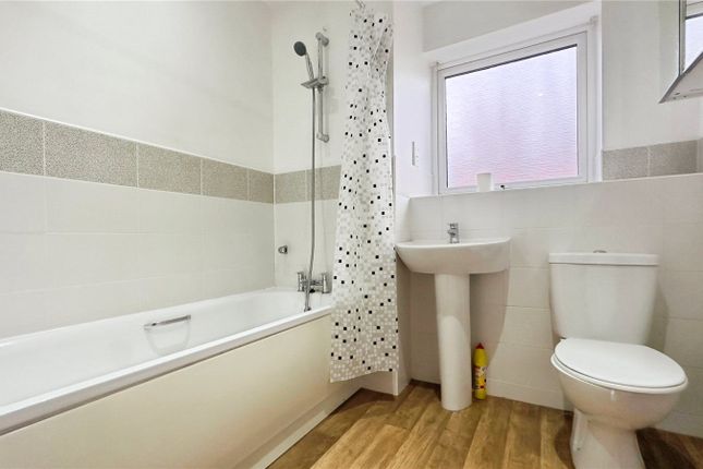Flat 3, 359, Shannon Road, West Midlands photo 3