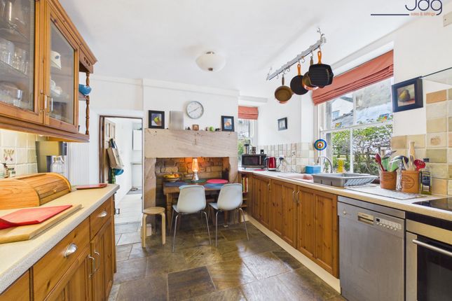 5 Lindow Square, Lancaster photo 3