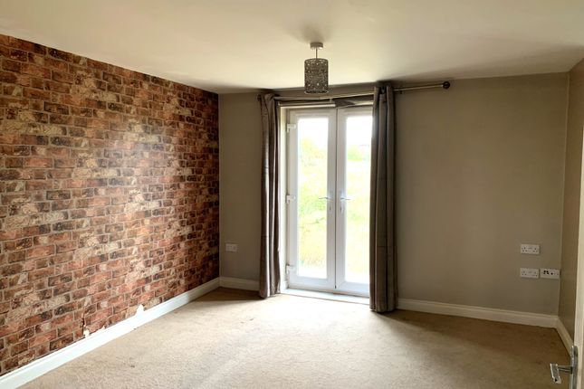 18, Ravensbourne Court, Norton Heights, Stoke-on-Trent photo 3