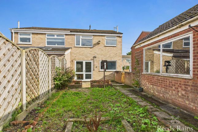 8, St. James Close, Hull photo 4