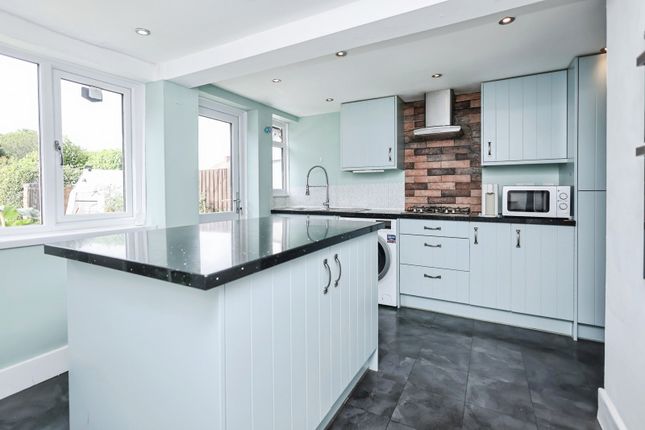 30, Lockwood Road, West Midlands photo 2
