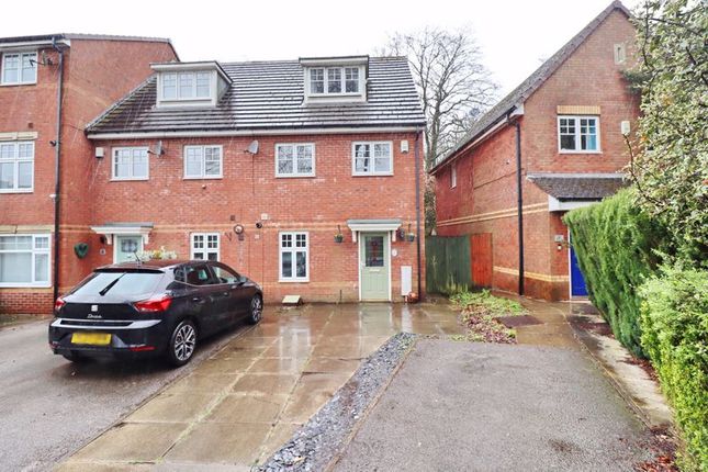 Thumbnail Town house for sale in Landau Drive, Worsley, Manchester