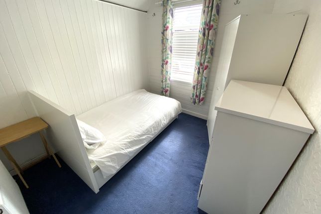 Thumbnail Room to rent in Railway Street, Cardiff