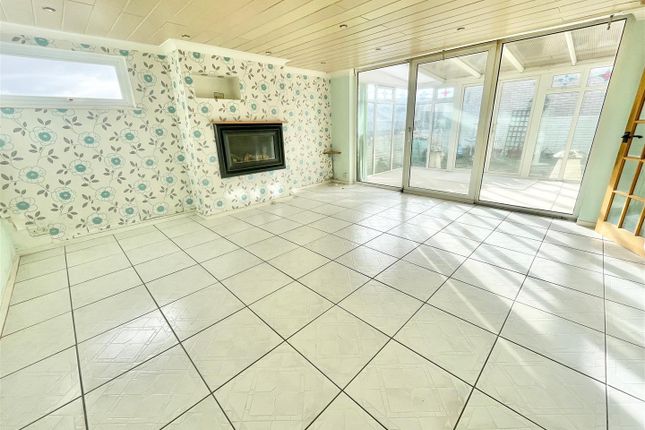 6, Stamford Close, Plymouth photo 3