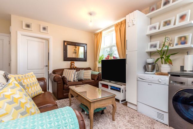 Flat for sale in Hedges Way, Aylesbury