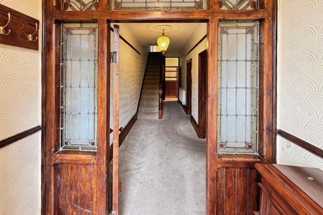 10, Baghill Lane, Pontefract photo 2