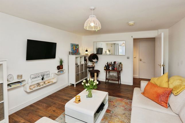 47, Fawn Crescent, Southampton photo 3