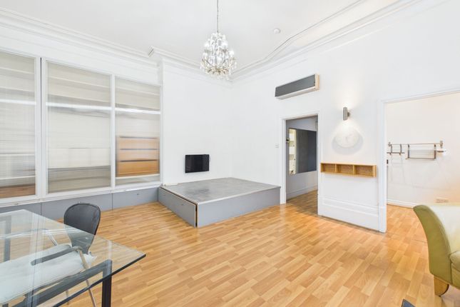 Flat 1, 26a Clarence Street, Cheltenham, Cheltenham photo 3