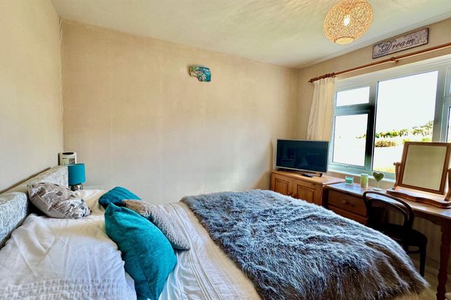 43, Austen Way, Hastings photo 4