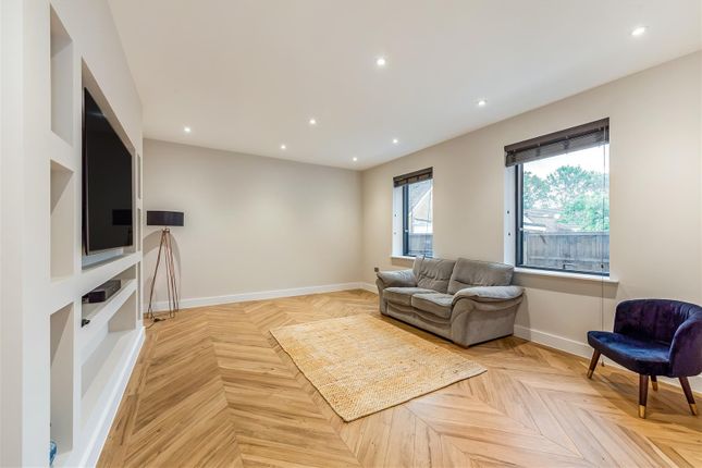 200, Park Avenue, Waterlooville photo 4