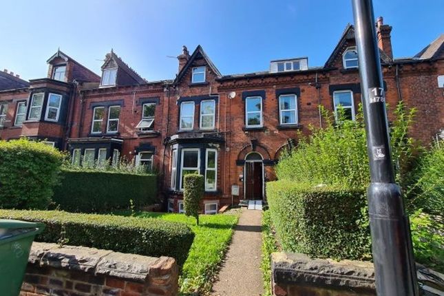 Attractive Red-Brick Terrace With Well-Kept Front ...