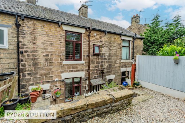 Thumbnail Terraced house for sale in Oldham Road, Springhead, Saddleworth