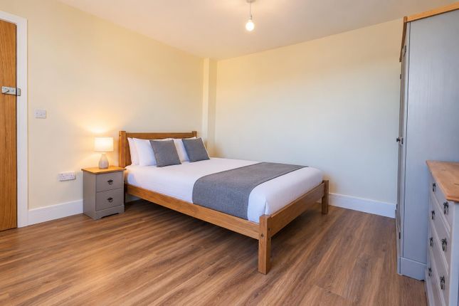 Room 4, 56, Honiton Road, Southend-On-Sea photo 3