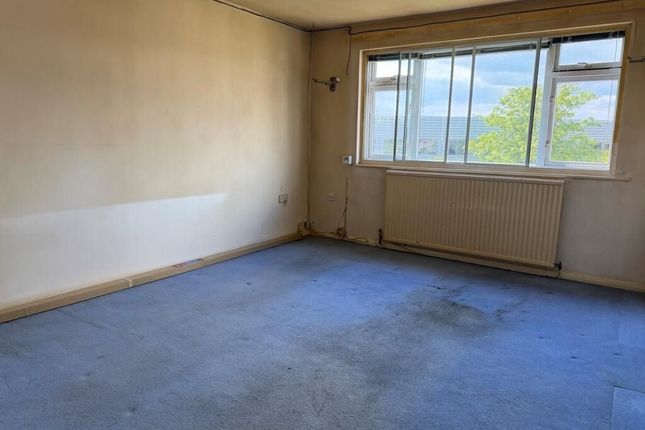 52, Fairview Road, Maidenhead photo 3