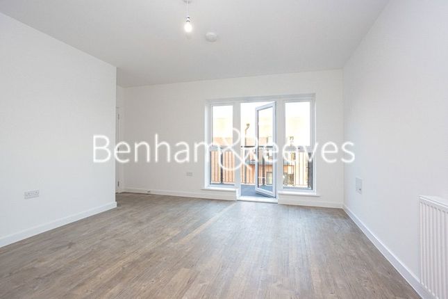 Flat 28, Scarlet House, 17, Thimble Crescent, Wallington photo 5