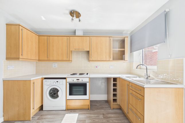 Flat 26 Forge Court, St. Michaels Close, STOURPORT-ON-SEVERN photo 3