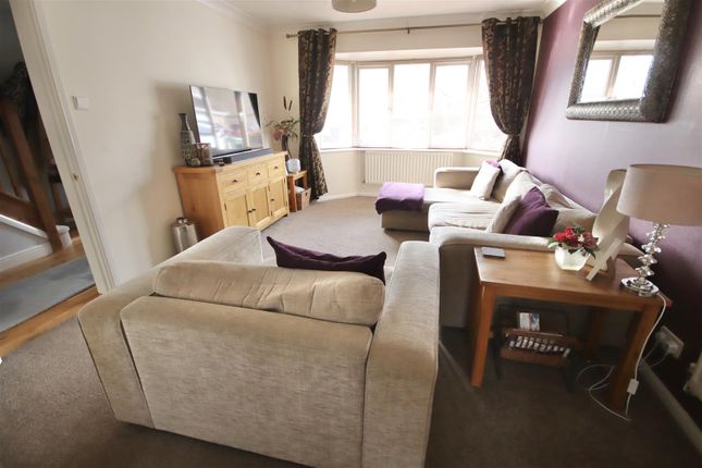 37, Oak Road, Chippenham photo 4