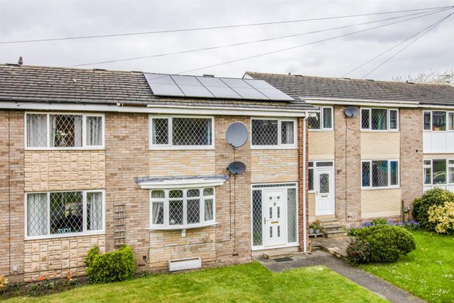 Thumbnail Town house for sale in Valley Drive, Wrenthorpe, Wakefield