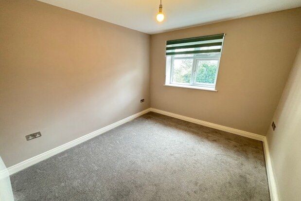 Flat to rent in The Pines, Stockport