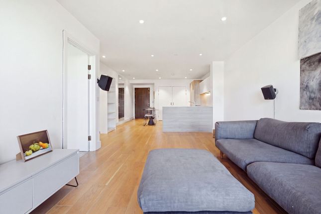 Flat 33, 57 Kingsland High Street, London photo 4