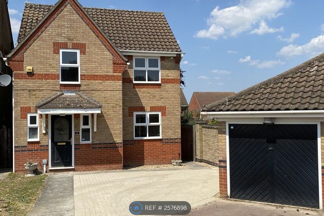 Emsworth Close, Bury St Edmunds photo 2