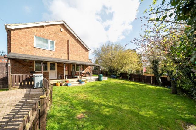 2, St. Martins Way, Grantham photo 4