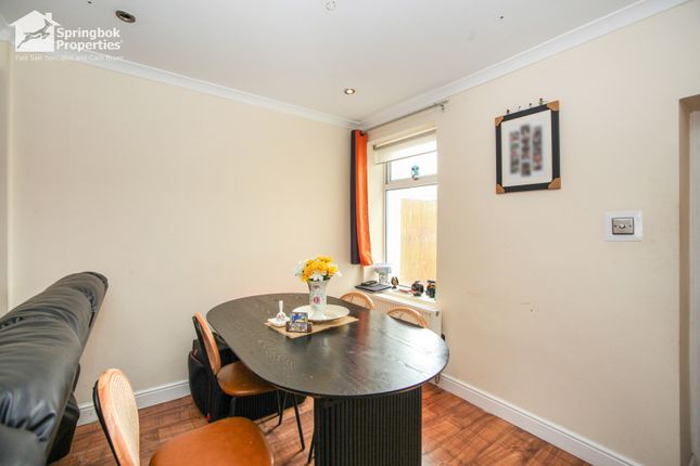 19, Navigation Street, Mountain Ash photo 4