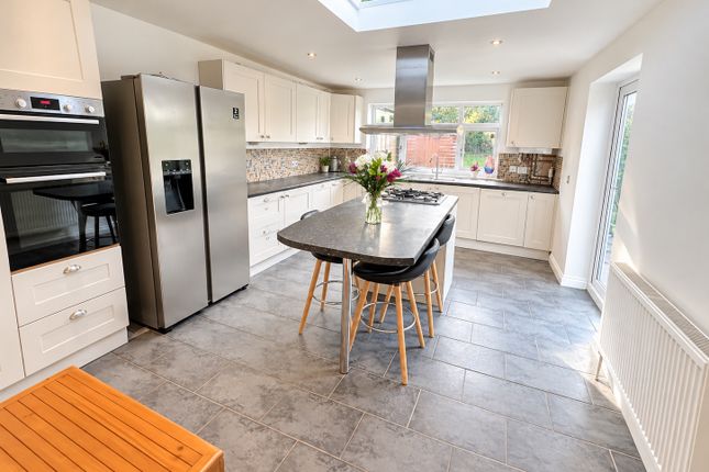 92, Wanlip Lane, Leicester photo 4