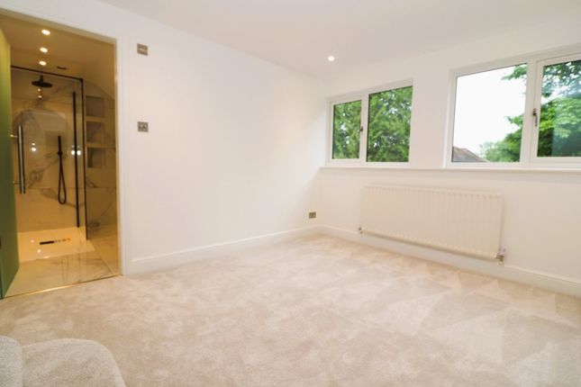 Detached house to rent in Robins, Elm Walk, Kent