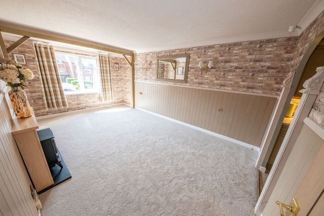 51 Homewater House, Hulbert Road, Waterlooville photo 2